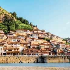 טיסות לטירנה