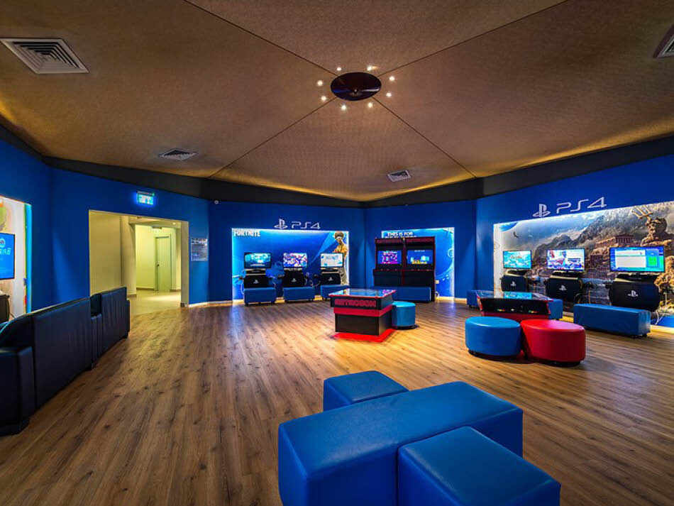 מועדון 'פליזון'