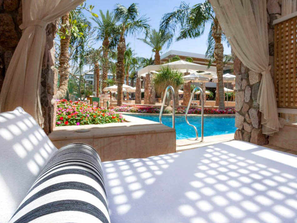 חדר על המים