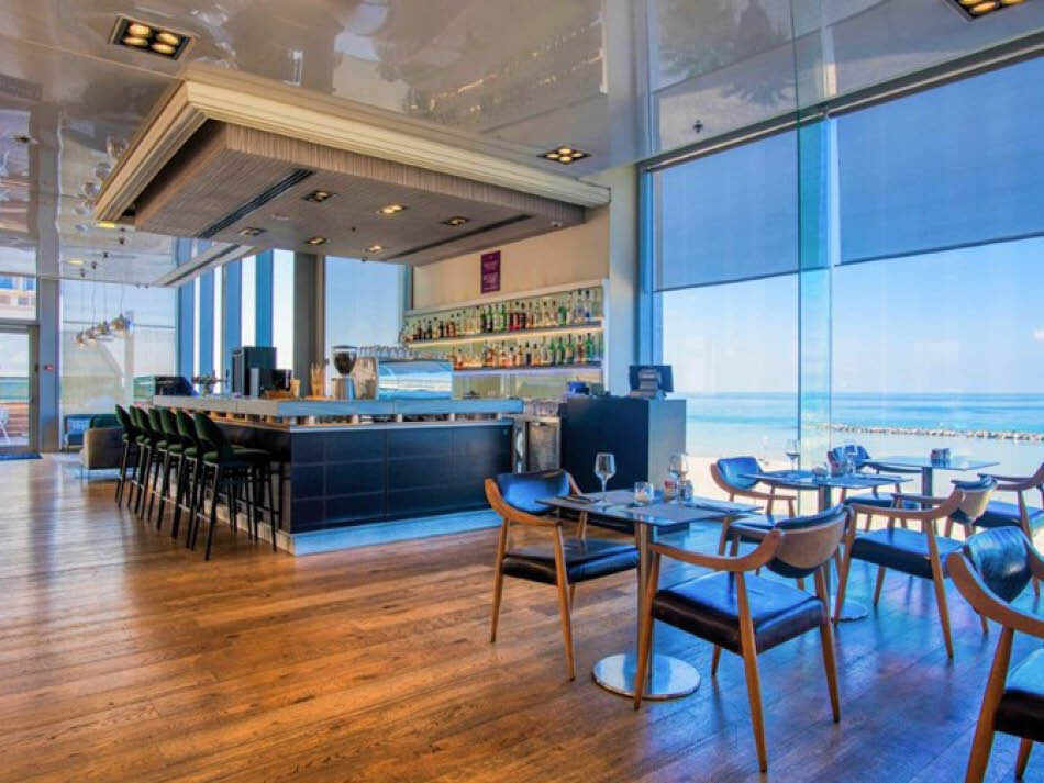 מסעדת לובי בר