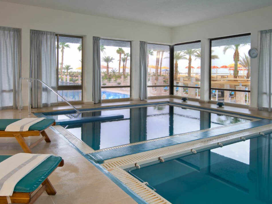 בריכות מי מלח