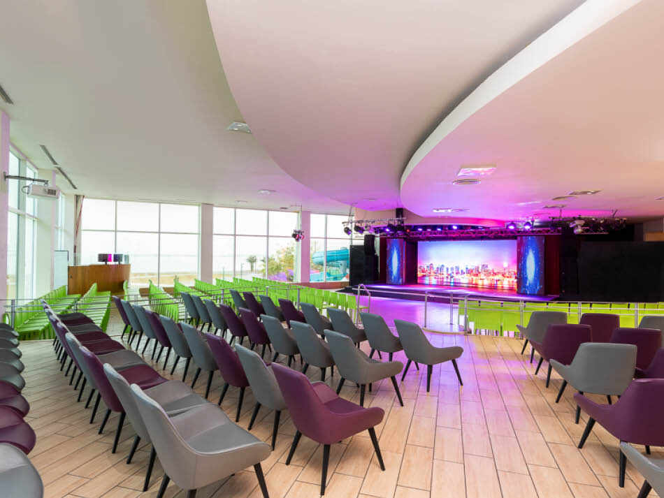 לובי בידורי