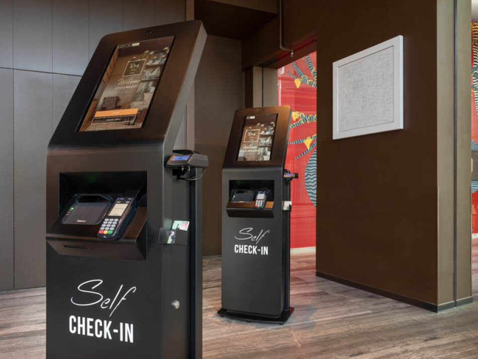 עמדות צ'ק אין