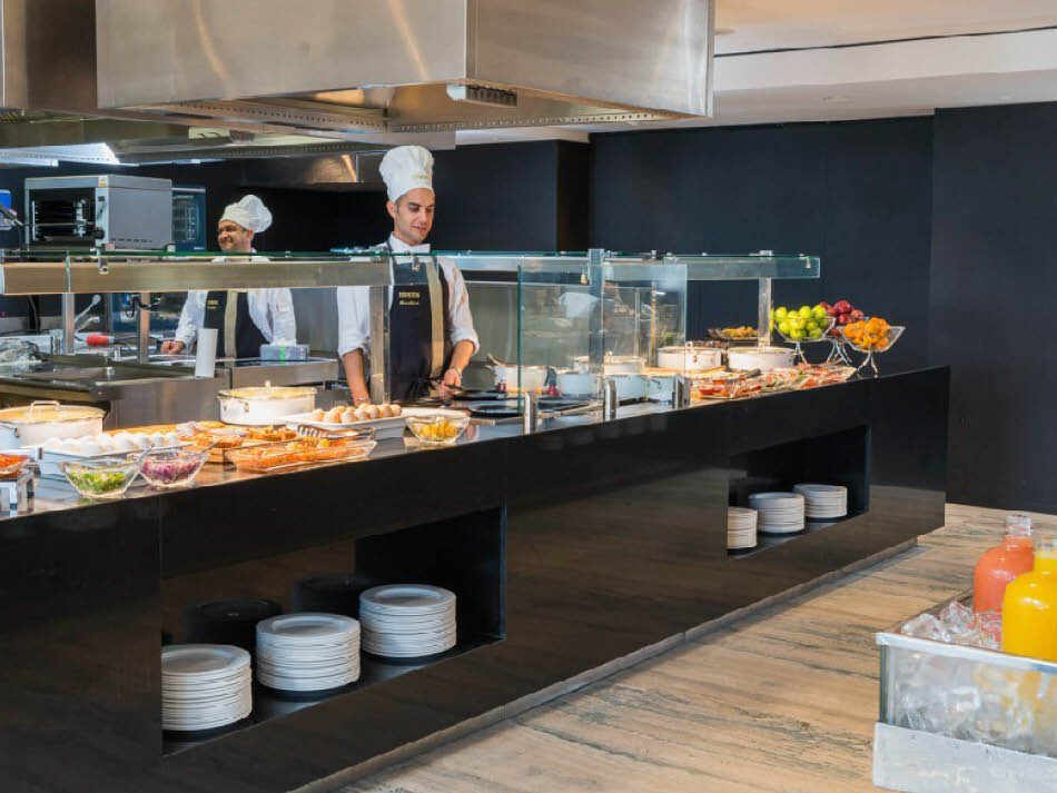 מסעדת המלון