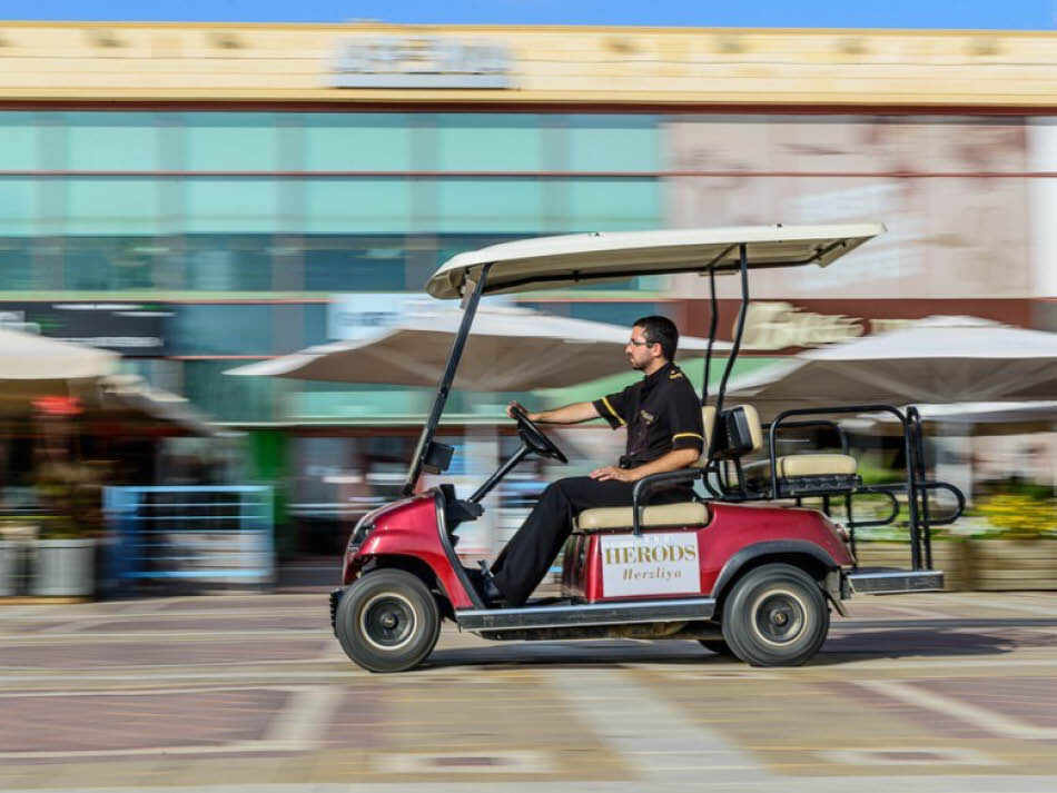 שאטלים לסביבת המלון