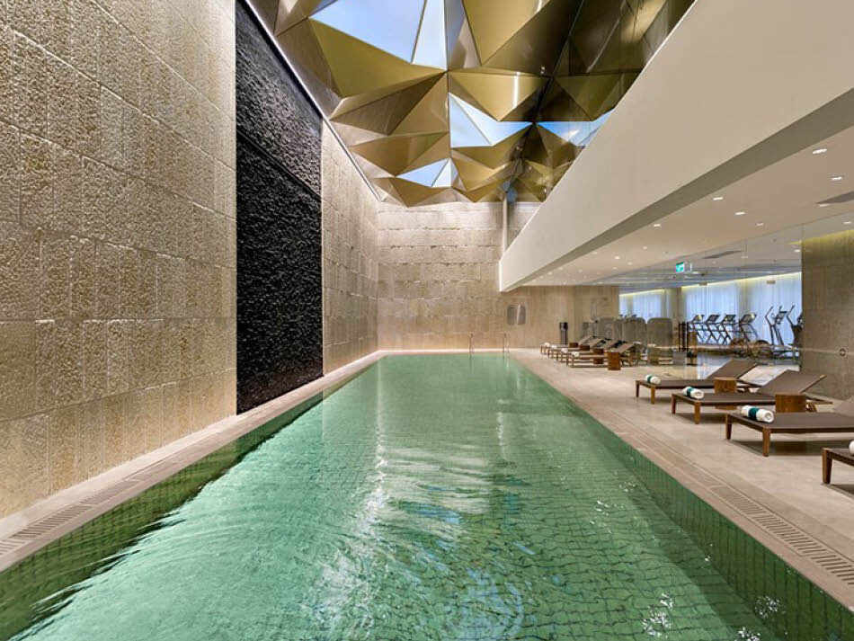 ספא בריכה פנימית