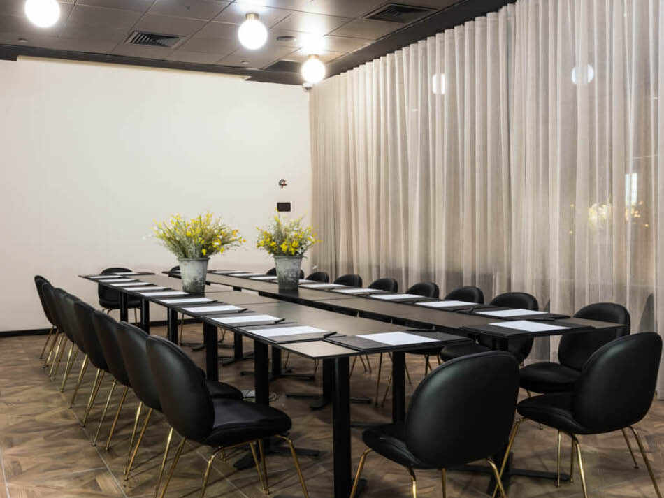 חדרי ישיבות