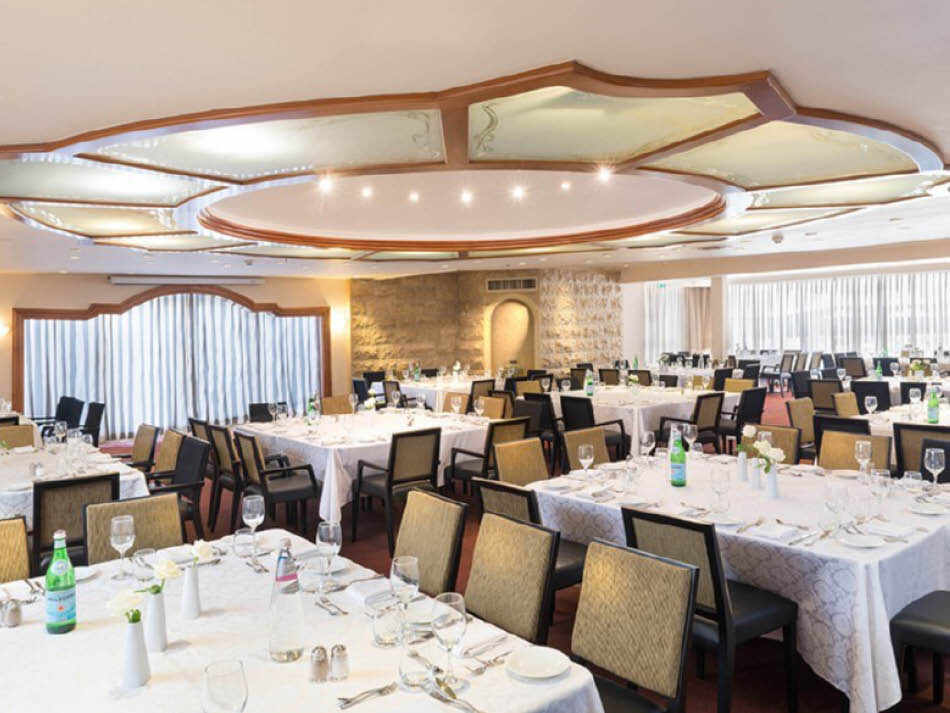 אולם כנסים ימין משה