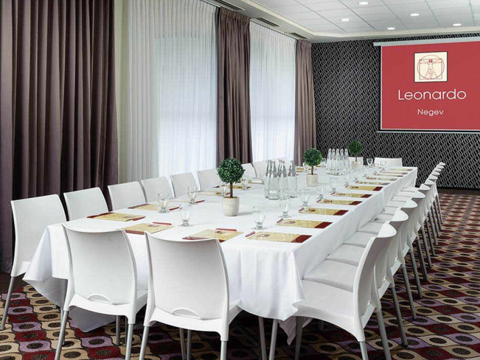 חדרי ישיבות