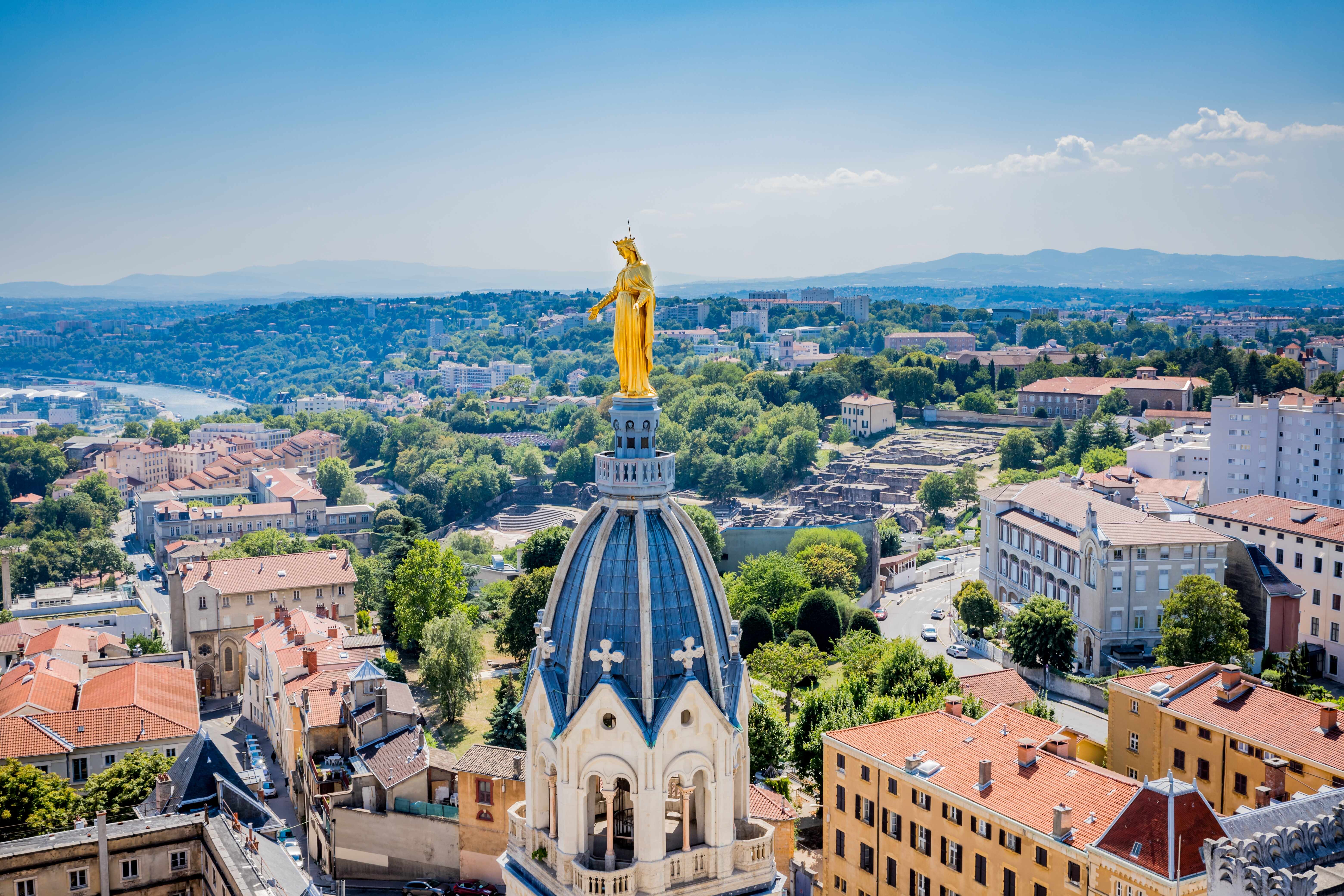 טיסות לליון